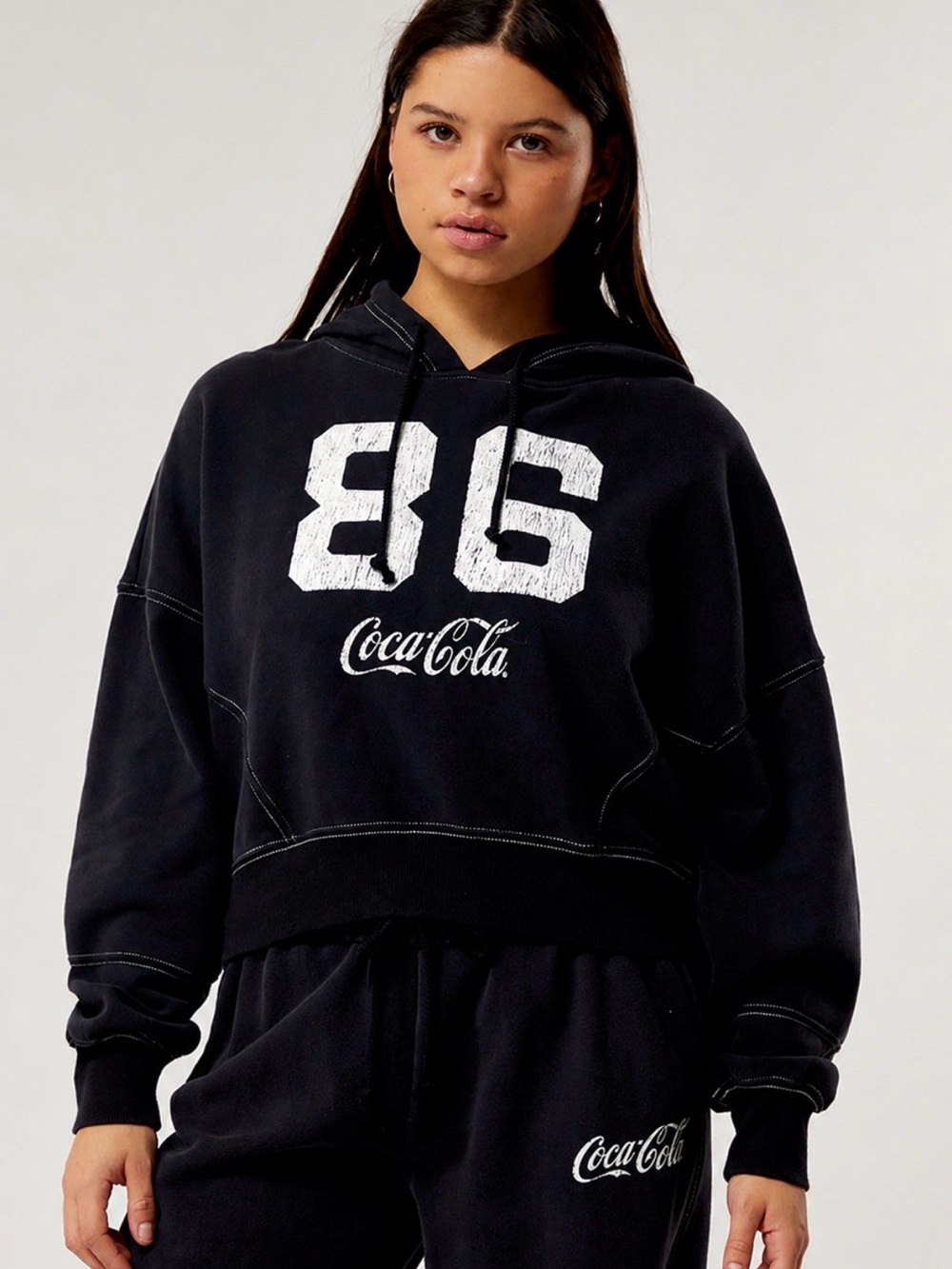PacSun Coca-Cola Cropped Hoodie XS Black Graphic Sweatshirt Oversized